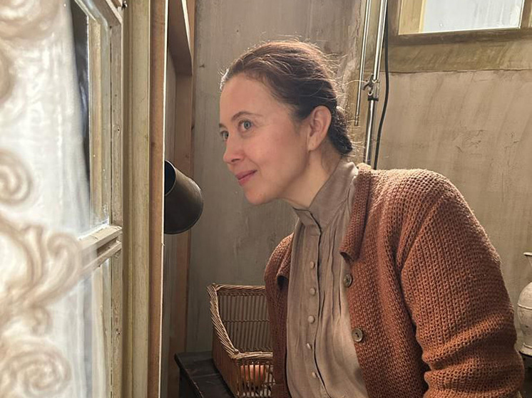 Актриса Наталья Самсонова рассказала о своей работе над образом Крупской