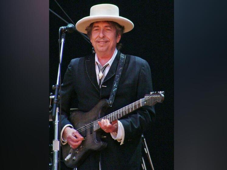 Легендарный музыкант Боб Дилан исполнил кавер на песню The Pogues