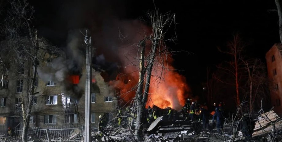 ВС РФ ударили по многоэтажке в Харькове: среди погибших есть дети, продолжаются поисковые работы (фото)»>